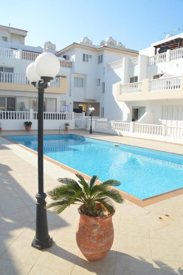 Apartamento Kapparis Penthouse Paralimni Exterior foto