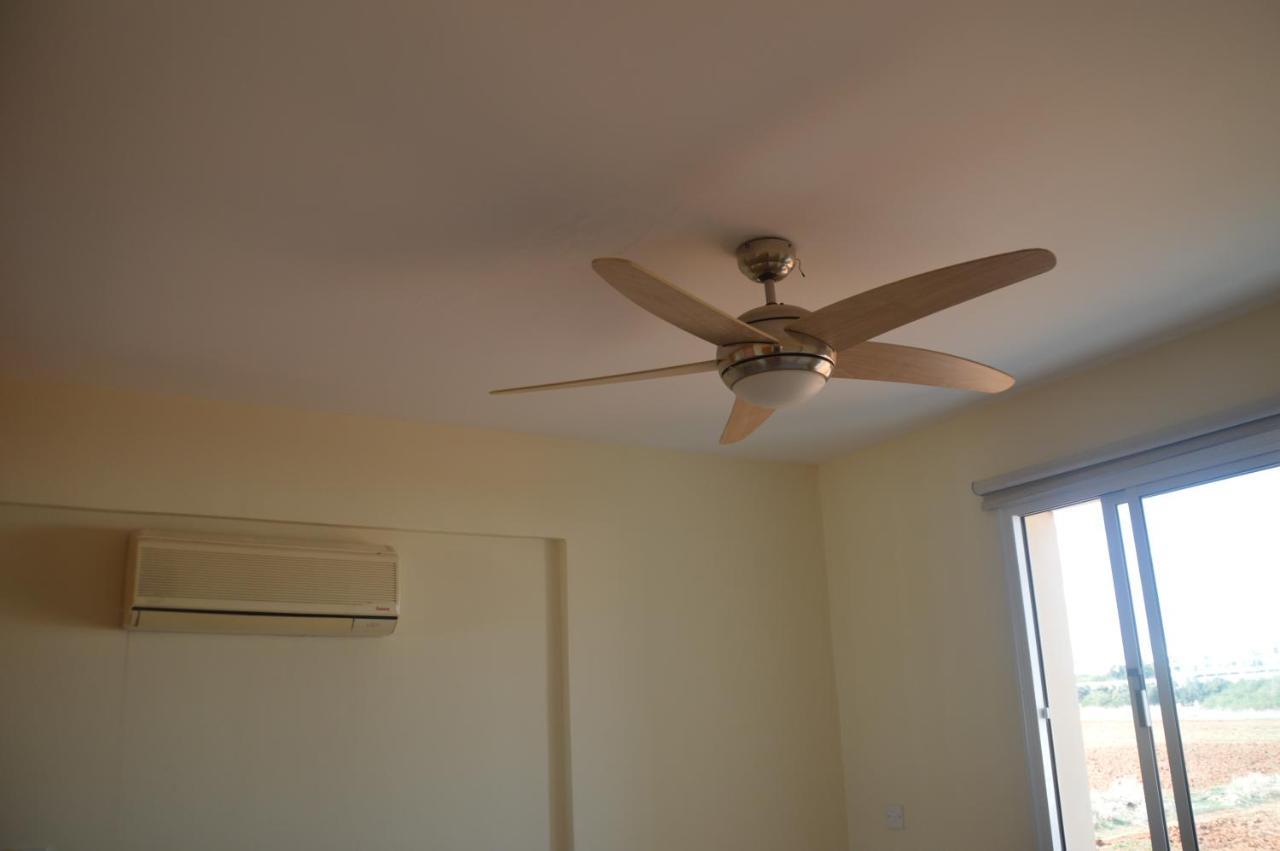 Apartamento Kapparis Penthouse Paralimni Exterior foto